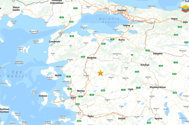 Balıkesir'deki 6.1'lik depremin ardından peş peşe açıklamalar