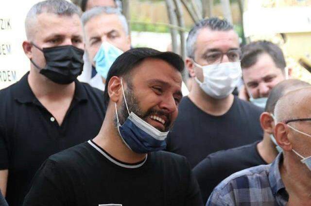 Alişan'ın koronavirüs nedeniyle vefat eden kardeşi son yolculuğuna uğurlanıyor