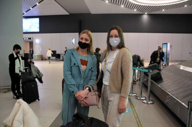 Ukrayna'dan İstanbul'a inen kafiledekiler, Kiev'deki son durumu anlattı: İnsanlar evlerini satmaya başladı