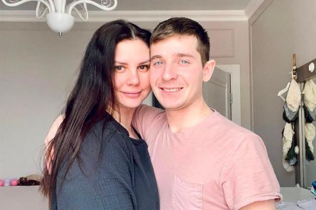 Üvey oğluyla ilişki yaşayan kadından bir skandal daha! Şimdi ikinci çocuğuna hamile