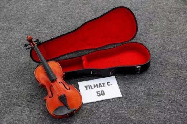 Üsküdar Meydanı'nda sigaradan ölenlerin eşyaları sergilendi