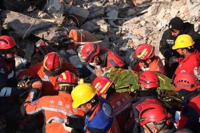 Son Dakika: 10 ili vuran depremde hayatını kaybedenlerin sayısı 31 bin 974'e yükseldi