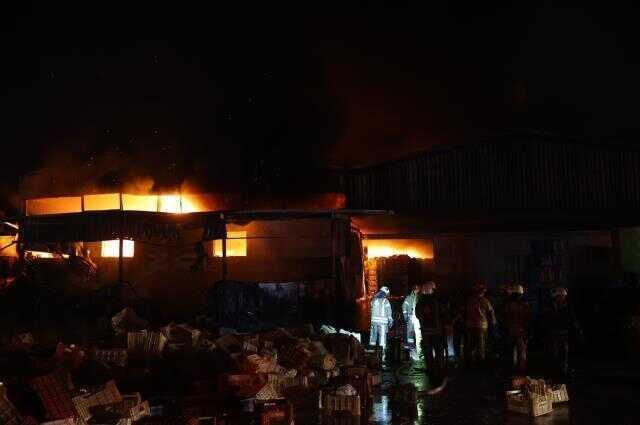 Hatay Antakya'da fabrika yangını neden çıktı? Hatay fabrika yangını söndürüldü mü?