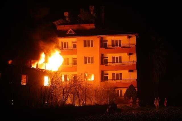 Hatay Antakya'da fabrika yangını neden çıktı? Hatay fabrika yangını söndürüldü mü?