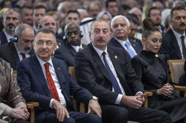 Erdoğan'ın göreve başlama töreninde dikkat çeken kare! Paşinyan, Aliyev'in hemen arkasına oturdu