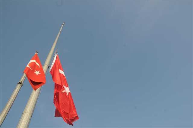 SON DAKİKA || 20 EKİM OKULLAR TATİL Mİ? Milli yasta 19-20-21 Ekim okullar tatil oldu mu? Bugün (19 Ekim) okullarda ders var mı, okula gidilecek mi?