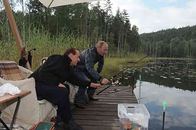Putin'in nükleer sığınak olarak kullandığı dağ sarayı gizemli bir yangınla kül oldu