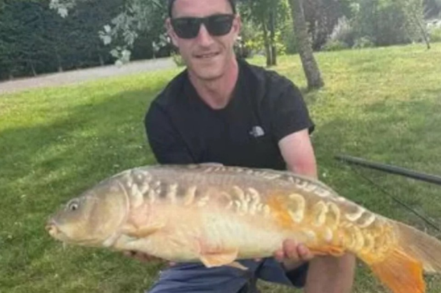 Tinder kıskançlığı katliama Dönüştü: Eski erkek arkadaşını bıçaklayarak öldürdü