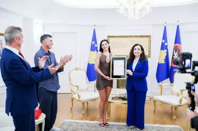 Dua Lipa, Kosova Cumhuriyeti vatandaşlı oldu
