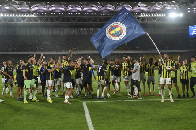 Fenerbahçe'nin play-off'taki rakibi Benfica oldu