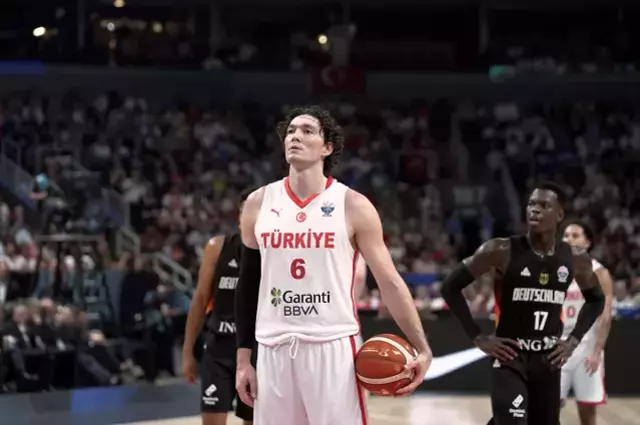 Avrupa Şampiyonu İçin Gergin Final: Almanya Türkiye'yi Yendi