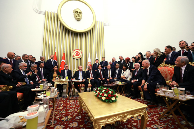 TBMM açılış resepsiyonundan görüntü