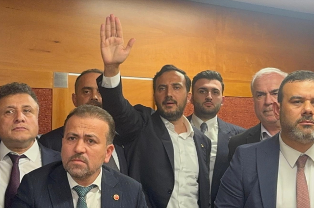 AK Parti İstanbul İl Başkanı Abdullah Özdemir: İrade gaspına asla izin vermeyiz