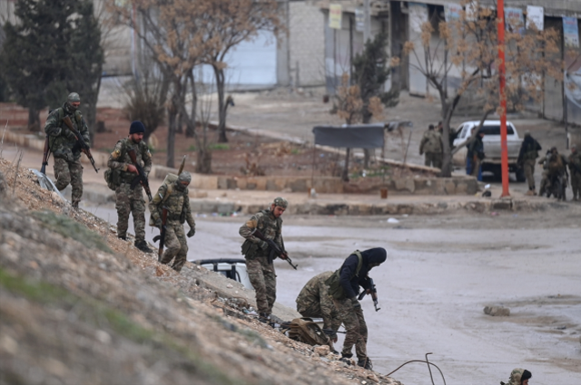 Suriye ordusu operasyonu genişletti! Siviller uyarıldı, şiddetli çatışmalar var