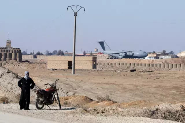 Suriye'de ABD liderliğindeki koalisyonun askeri üssünde hareketlilik sürüyor