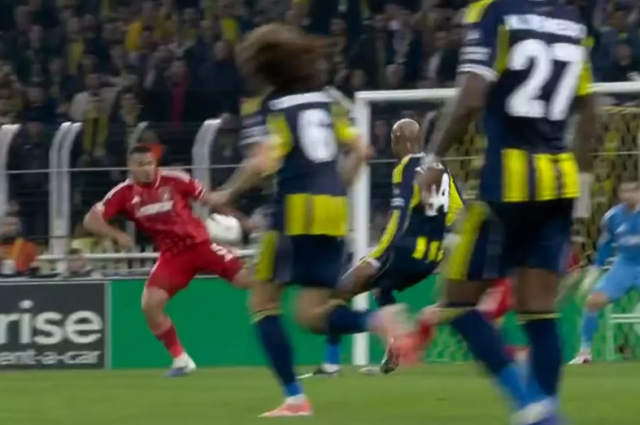 Fenerbahçe, Nottingham Forest karşısında penaltı bekledi