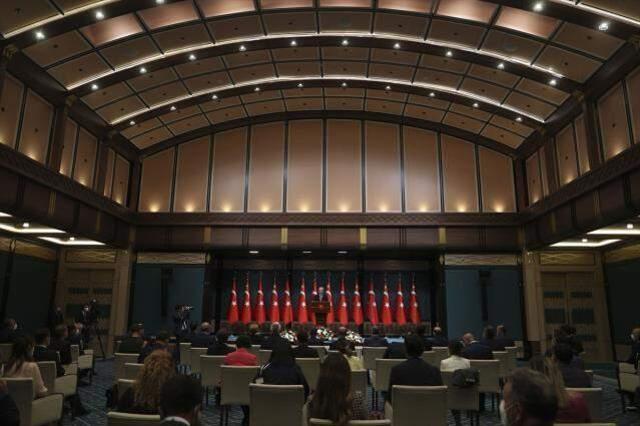 Son Dakika: 1 Temmuz'dan itibaren tam normalleşmeye geçiliyor! İşte sokak kısıtlamasının da kaldırıldığı 4 yeni adım