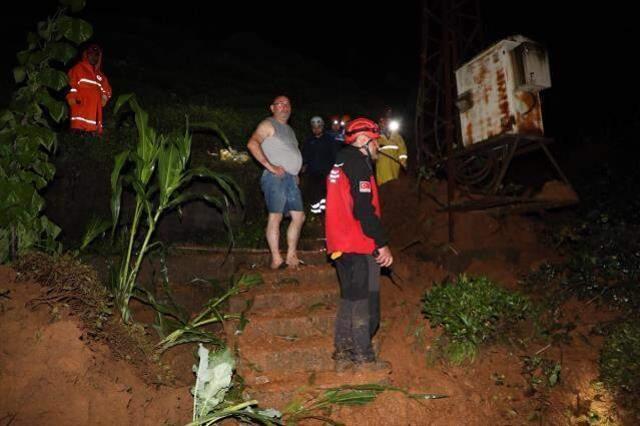 Sel ve heyelanın vurduğu Rize'den ilk görüntüler! Yıkım çok büyük