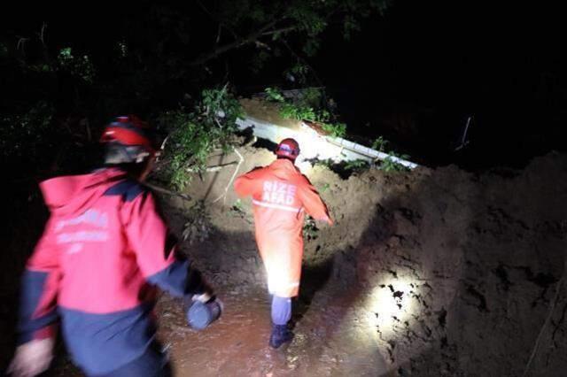 Sel ve heyelanın vurduğu Rize'den ilk görüntüler! Yıkım çok büyük
