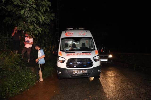 Sel ve heyelanın vurduğu Rize'den ilk görüntüler! Yıkım çok büyük