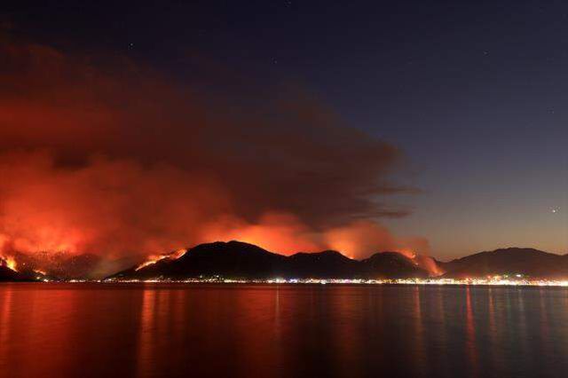Tüyler ürperten anlar! Marmaris'te hava kararınca, felaket daha da korkunç bir hal aldı