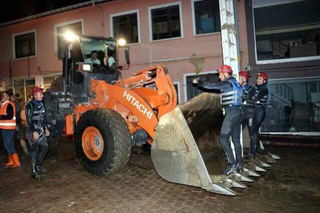 Selin vurduğu Bozkurt'ta yıkım çok büyük! Felaketin büyüklüğü fotoğraf karelerine yansıdı