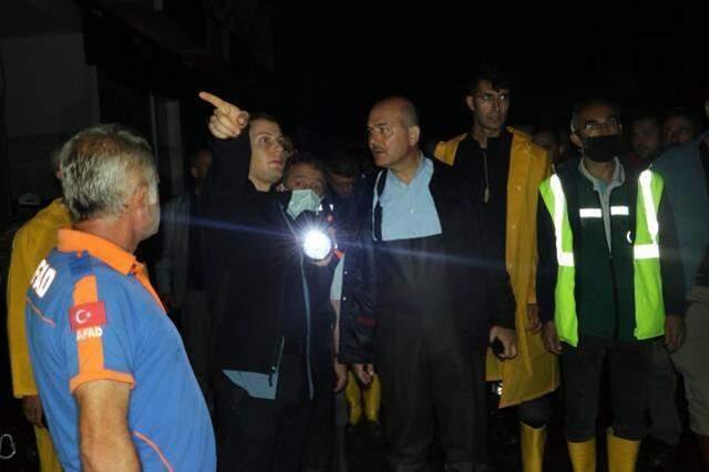 Selin vurduğu Bozkurt'ta yıkım çok büyük! Felaketin büyüklüğü fotoğraf karelerine yansıdı