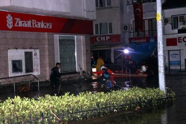 Selin vurduğu Bozkurt'ta yıkım çok büyük! Felaketin büyüklüğü fotoğraf karelerine yansıdı