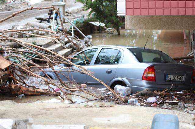 Son Dakika: Kastamonu'daki sel felaketinde bilanço ağırlaşıyor! Hayatını kaybedenlerin sayısı 9'a yükseldi
