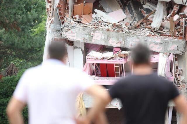 Son Dakika: Kastamonu'daki sel felaketinde bilanço ağırlaşıyor! Hayatını kaybedenlerin sayısı 9'a yükseldi