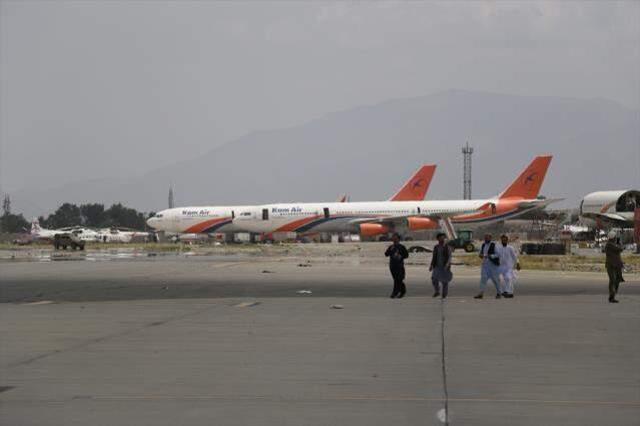 ABD'nin terk etmesinden sonra Taliban'ın kontrolüne geçen Kabil Havaalanı'nı Türk basını görüntüledi