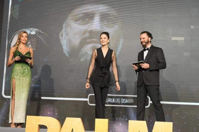 Golden Palm Awards ödül töreni, ünlüler geçidine sahne oldu