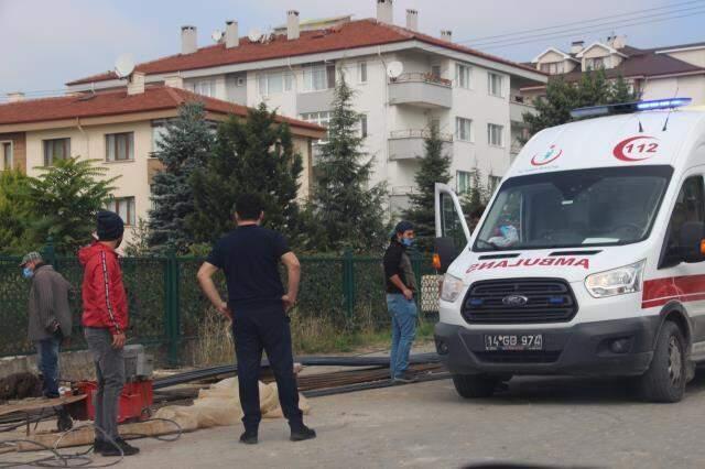 İşçinin demir keserken kopardığı parmağı, uzun uğraşlar sonucu eldivenin içinde bulundu