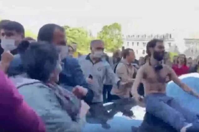 Bahçeli'den rektörün aracını kesen öğrencilere sert sözler: Bunlar ajan ve provokatördür