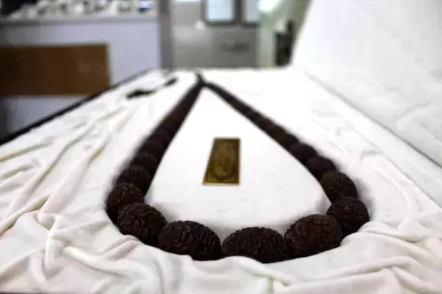 Bu tespihin dünyada eşi benzeri yok! Sivaslı usta 27 bin dolarlık teklifi reddetti