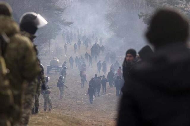 Havada nefes kesen anlar! Rus bombardıman uçaklarının önü İngiliz jetleri tarafından kesildi