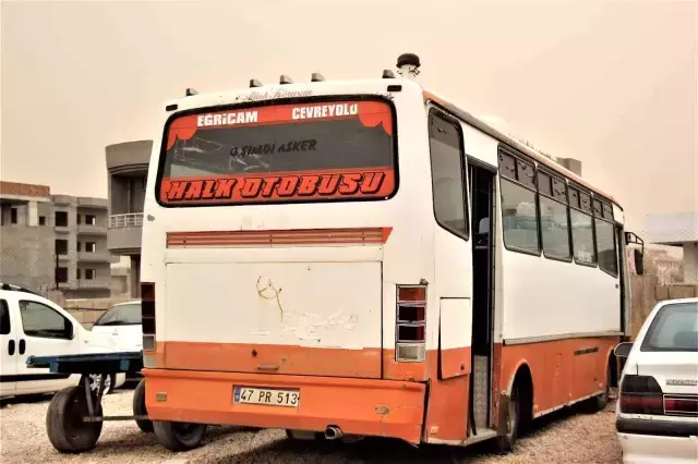Yediemin otoparkında 6 milyon TL değerindeki araçlar çürümeye terk edildi