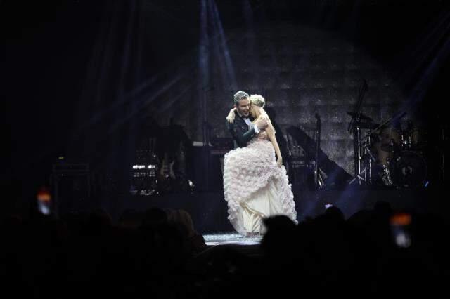 Gökay Kalaycıoğlu ve Melike Öcalan'dan Peri Masalı! Danslarıyla dakikalarca ayakta alkışlandılar