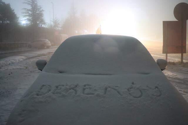 Meteoroloji'nin uyarılarının ardından İstanbul'da kar yağışı başladı
