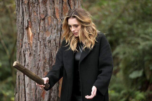 Sadakatsiz'de ortalık fena karıştı! Kavga eden Asya ve Leyla yaralandı