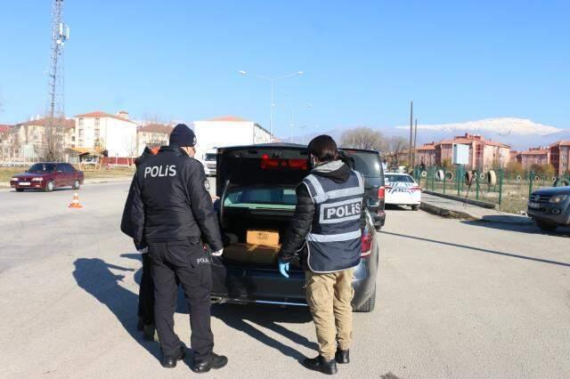 İçişleri Bakanlığı yılbaşında alarma geçti! Yeni yılın ilk ışıklarına kadar ekipler sahada, tedbirler en üst seviyeye çıkarıldı