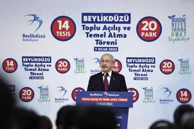 Zam alamadığı için greve çıkan Bakırköy Belediyesi çalışanları, Kılıçdaroğlu'ndan çözüm için söz aldı