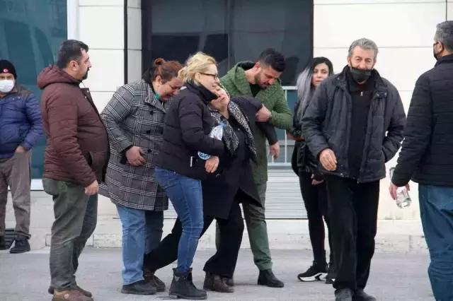 Motosiklet kazasında oğlunu kaybeden anne morgda sinir krizi geçirdi