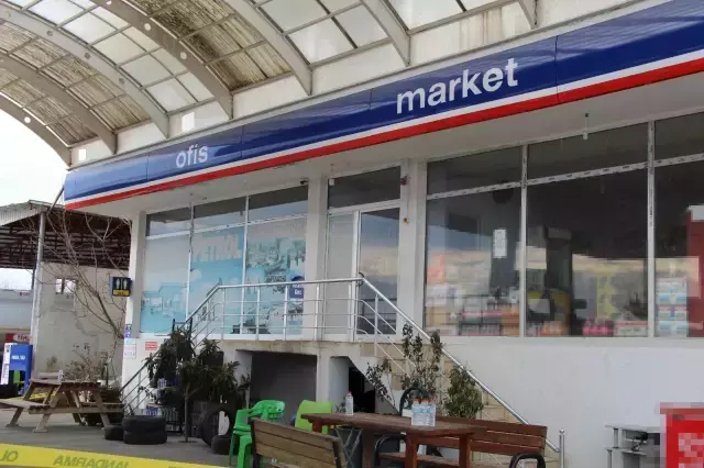 Petrol istasyonuna giren hırsızlar, 15 yaşındaki istasyon çalışanını öldürdü