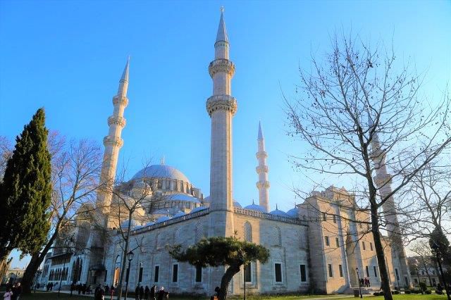 Regaib Kandili'nde yapılacak ibadetler nelerdir? Kandil gecesi ne yapılır?