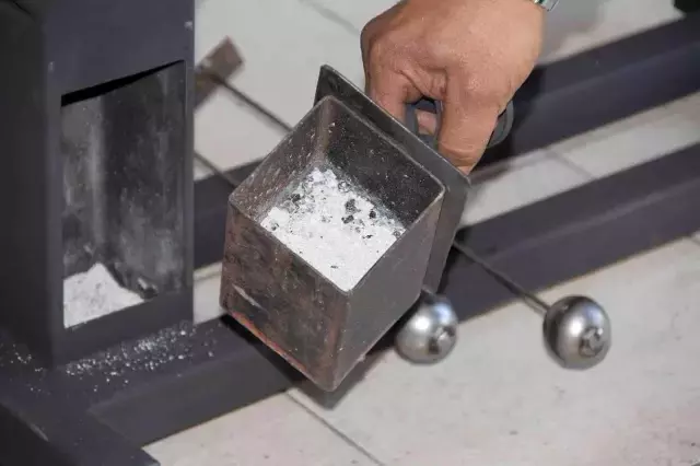 Yüksek faturalara çözüm Mersinli girişimciden geldi! Geliştirdiği sobayla kışı 500 liraya çıkarmak mümkün