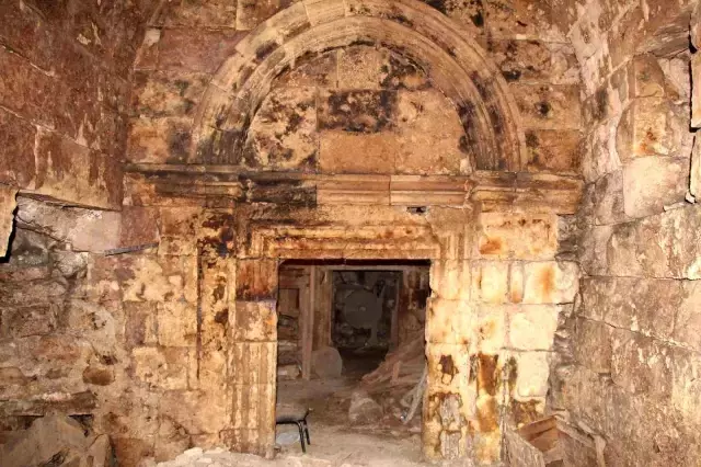 1700 yıllık tarihi kiliseye alıcı çıkmayınca fiyatta yüzde 40 indirim yapıldı