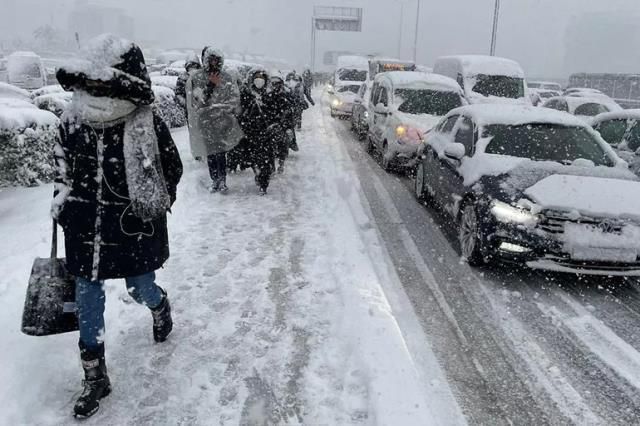 Kar yağışı ne kadar sürecek? İstanbul'da kar yağışı kaç gün sürecek, ne zaman bitecek? İşte meteoroloji tahminleri!
