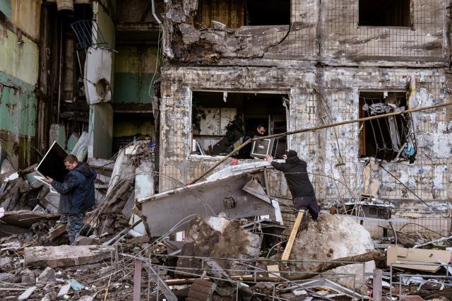 Savaşın 19. gününde başkent Kiev'e 2 ağır darbe! Can kayıpları var, bölge enkaz halde