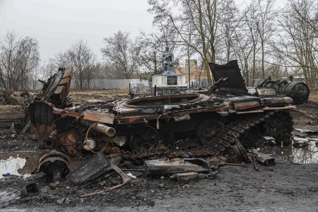 Rus ordusu Kiev yakınlarından geri çekildi! Arkalarında büyük bir enkaz kaldı
